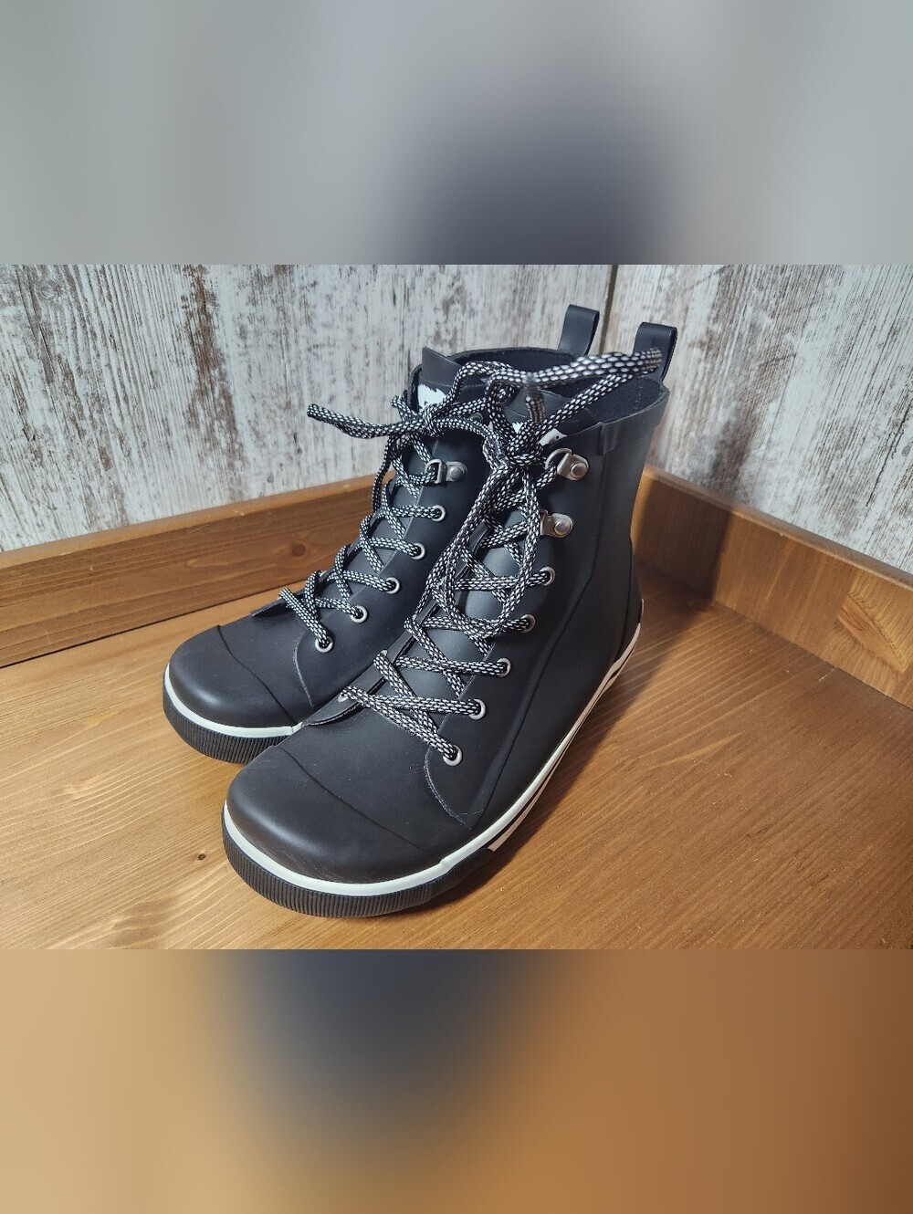 Rocket Dog Rainy Day Rain Boots Black High-Top Lace-Up White Trim Top Size 9.5
